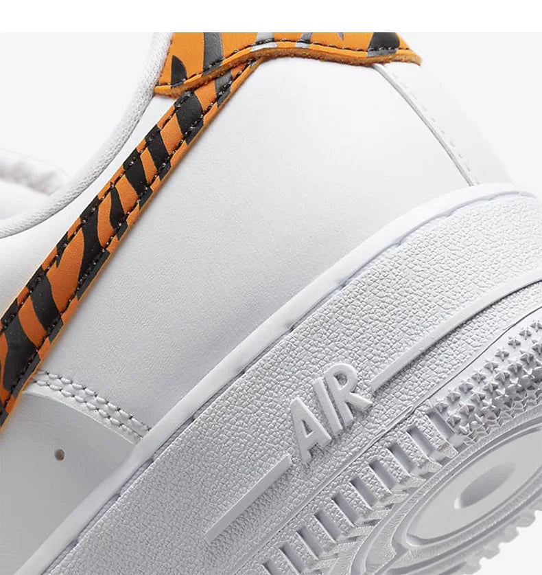 Nike Authentic Air Force 1 '07 — Sapatilhas casuais Air Force 1 para mulher DD8959-108