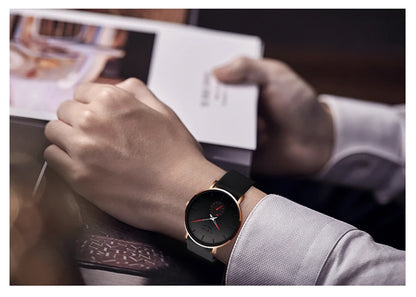 LIGE men’s watch – Sporty and trendy style, luxury brand, water-resistant, sleek and ultra-thin design, men’s quartz watch.