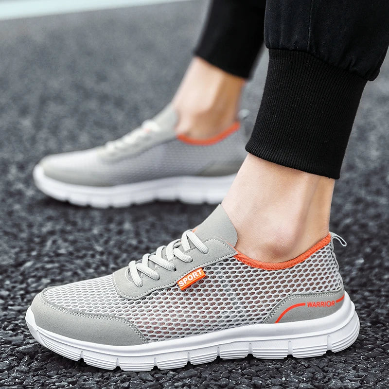 Sapatos aquáticos para homem, respiráveis, para exterior e praia, leves, de secagem rápida, para travessias na água, desporto, campismo e sneakers aquáticos
