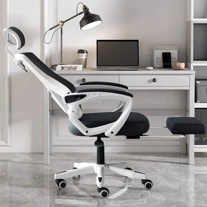 Chaise de jeu ergonomique pour ordinateur, avec dossier inclinable et hauteur réglable, idéale pour les étudiants, les dortoirs et les bureaux à domicile.