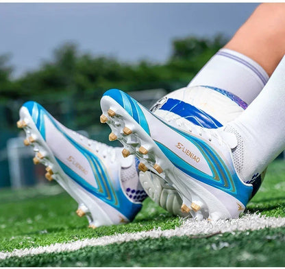 Nouvelles chaussures de football pour hommes, crampons de futsal, chaussures de soccer, chaussures de match, baskets d'intérieur de haute qualité, best-seller, antidérapantes, pour entraînement et extérieur