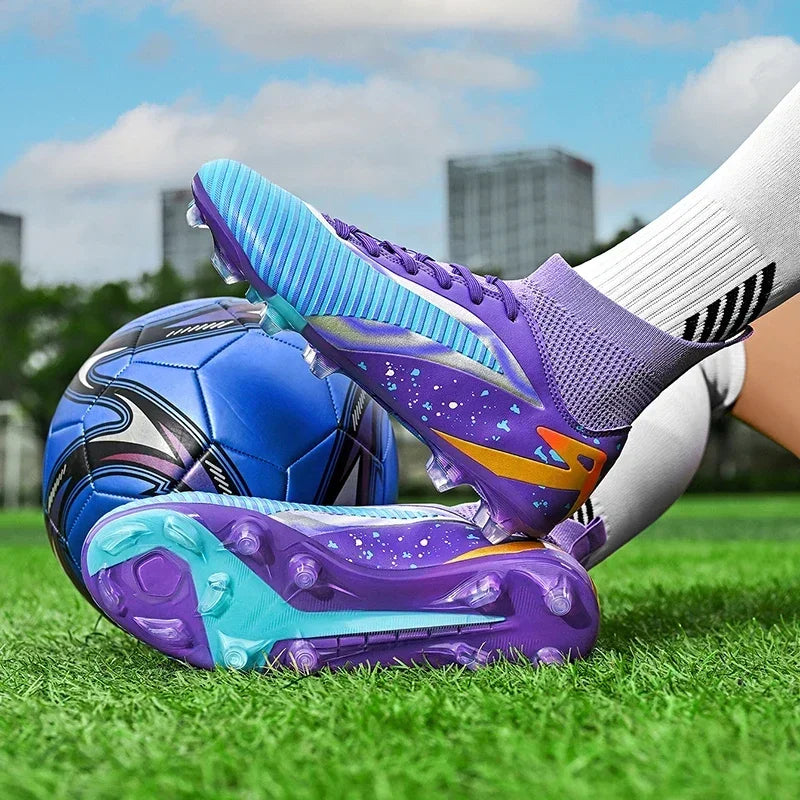 Nouvelles chaussures de football pour hommes, antidérapantes, pour futsal, à haute cheville, pour intérieur et extérieur, chaussures de sport de haute qualité, bottes de football ultralégères antidérapantes