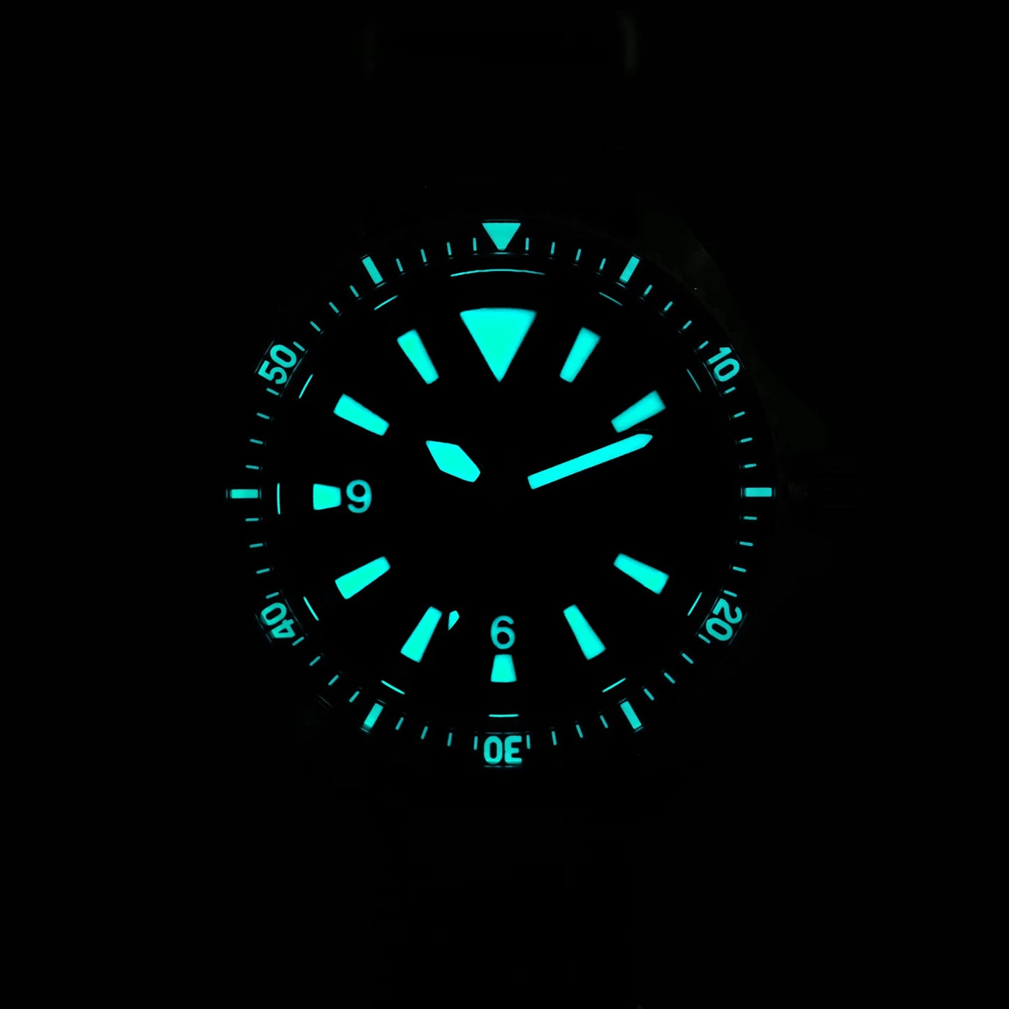 Relógio de Homem Watchdives WD1980 V3 38mm Vintage, Movimento de Quartzo VH31 Ronda 515 com Segundos Contínuos, Luminescente, Vidro de Safira