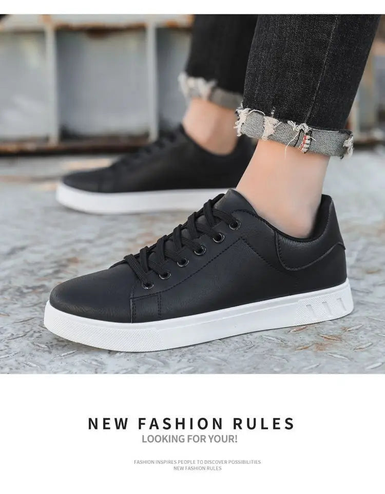2026 Men's Shoes, New Style Four Seasons Fashionable Versatile Soft Sole White Casual Shoes, Breathable Summer Men’s Sneakers