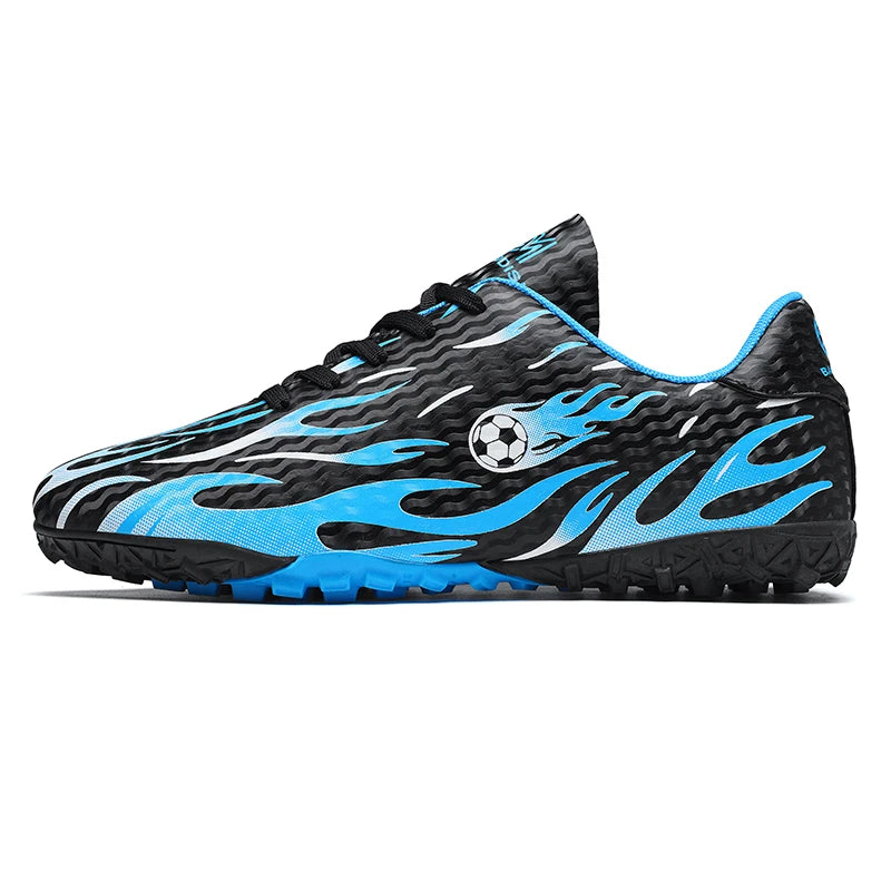 New Man Soccer Shoes Professional Football Boots Sneakers Comfortable Outdoor Match Match Boys Non-Slip Sports Shoes Unisex