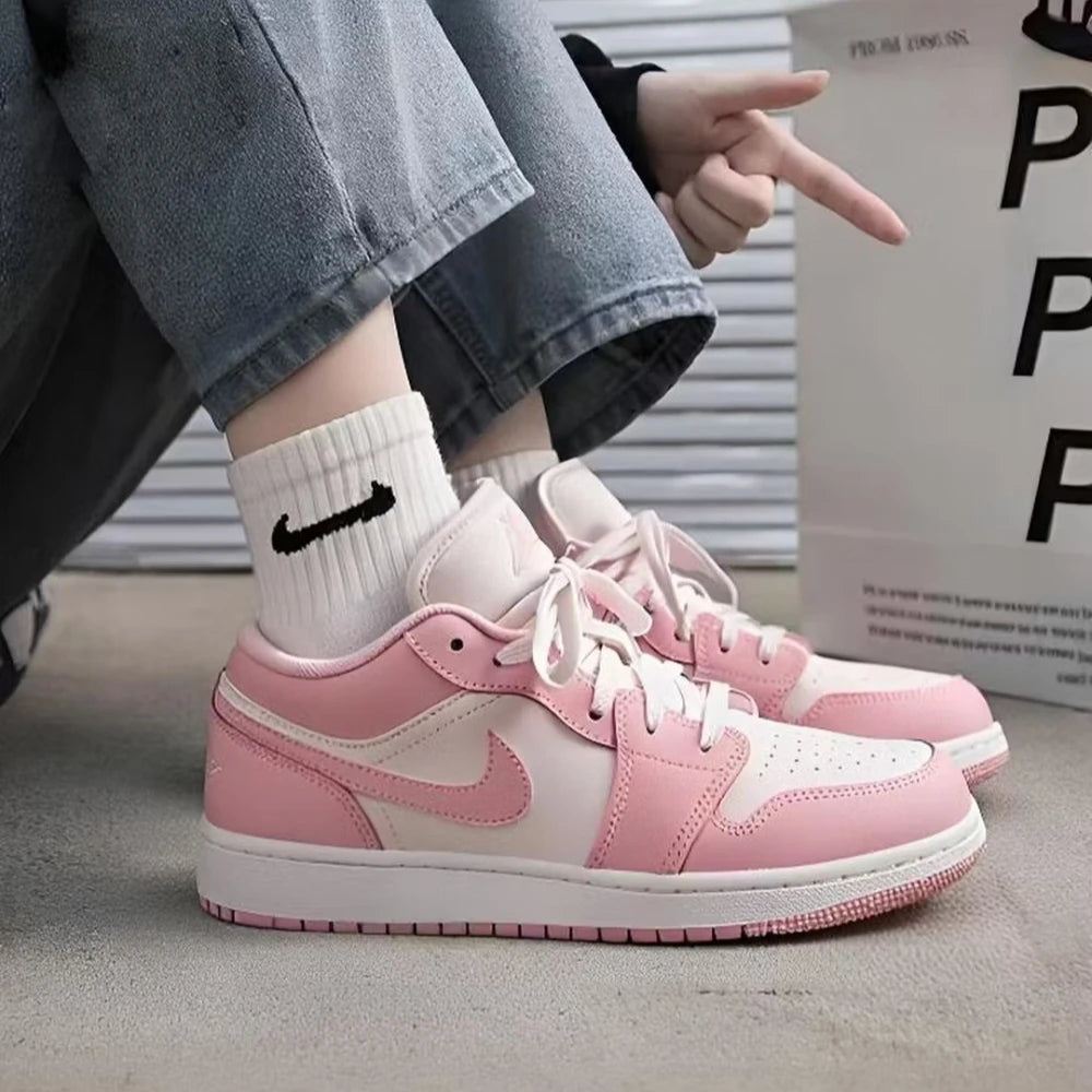 Nike Air Jordan 1 Low Non-Slip Wear-Resistant Comfortable Casual Sports Breathable Board Shoes 553560-614