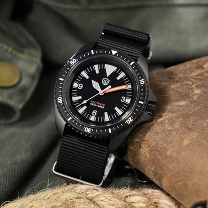 Relógio de Homem Watchdives WD1980 V3 38mm Vintage, Movimento de Quartzo VH31 Ronda 515 com Segundos Contínuos, Luminescente, Vidro de Safira