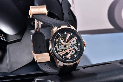 Moška ura PAGANI DESIGN – Luksuzni avtomatski mehanski model tipa »skelet« (z odprtim srcem), opremljen s turbiljonom, safirnim steklom z antirefleksno obdelavo, vodotesna in svetleča.