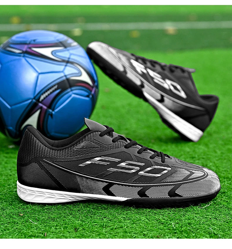 Nouvelles chaussures de football pour hommes, chaussures de futsal à cheville haute, respirantes, antidérapantes, de haute qualité, ultralégères, chaussures de sport, chaussures de match en plein air