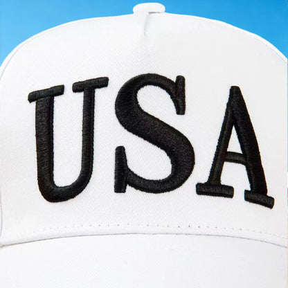 A fashionable white American hat with "45-47" details, perfect for a beach outing, ideal for a leisurely walk by the seaside or