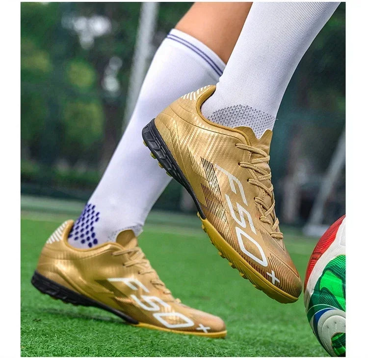 Nouvelles chaussures de football pour hommes, adaptées à la pratique sur gazon, ultralégères, antidérapantes, baskets de sport pour activités de plein air, chaussures de football professionnelles, chaussures d'entraîne
