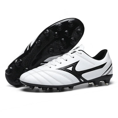 Nouvelles chaussures de football pour hommes, chaussures de football d'intérieur pour adultes, crampons de football antidérapants, crampons de sport ultralégers, crampons de futsal, entraînement sur gazon, confortables.