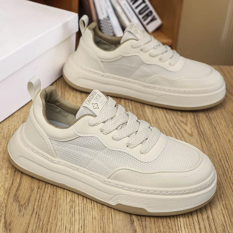 Sneakers da uomo ultraleggere in mesh traspirante 2025, scarpe casual alla moda con suola spessa, comode, con lacci, per la camminata quotidiana