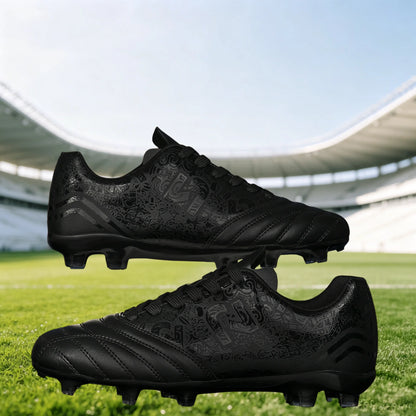 Chaussures de football AG FG pour hommes, tige en PU souple, structure de crampons renforcée, pour adultes, pour les matchs et entraînements de football en plein air sur pelouse.