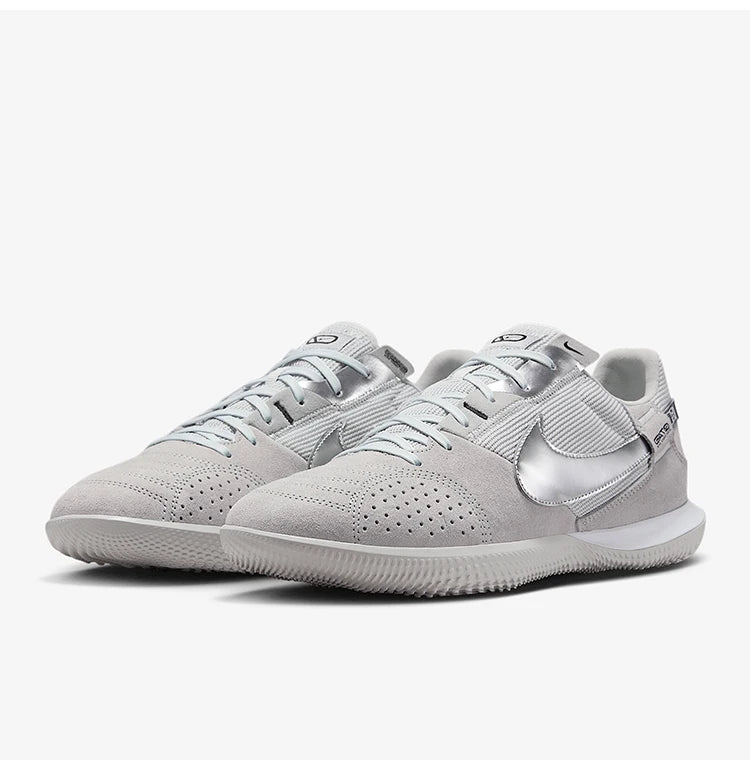 Nike Authentic Streetgato slidstærke, åndbare low-top fodboldsko til mænd DC8466-005