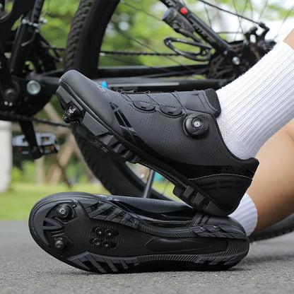 Scarpe da mountain bike MTB da uomo, traspiranti, antiscivolo, ad alta rigidità, adatte per gare su strada all’aperto e percorsi fuoristrada in montagna 37-46