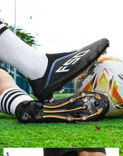 Nouvelles chaussures de football pour hommes, crampons de gazon très vendus, chaussures de football respirantes, chaussures de match de haute qualité, baskets antidérapantes pour garçons, légères pour l'extérieur