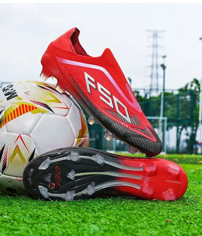 Nouvelles chaussures de football pour hommes, de haute qualité, antidérapantes, légères, très vendues, crampons d'entraînement pour terrain en herbe, mi-hautes, pour les matchs en extérieur, chaussures de sport.