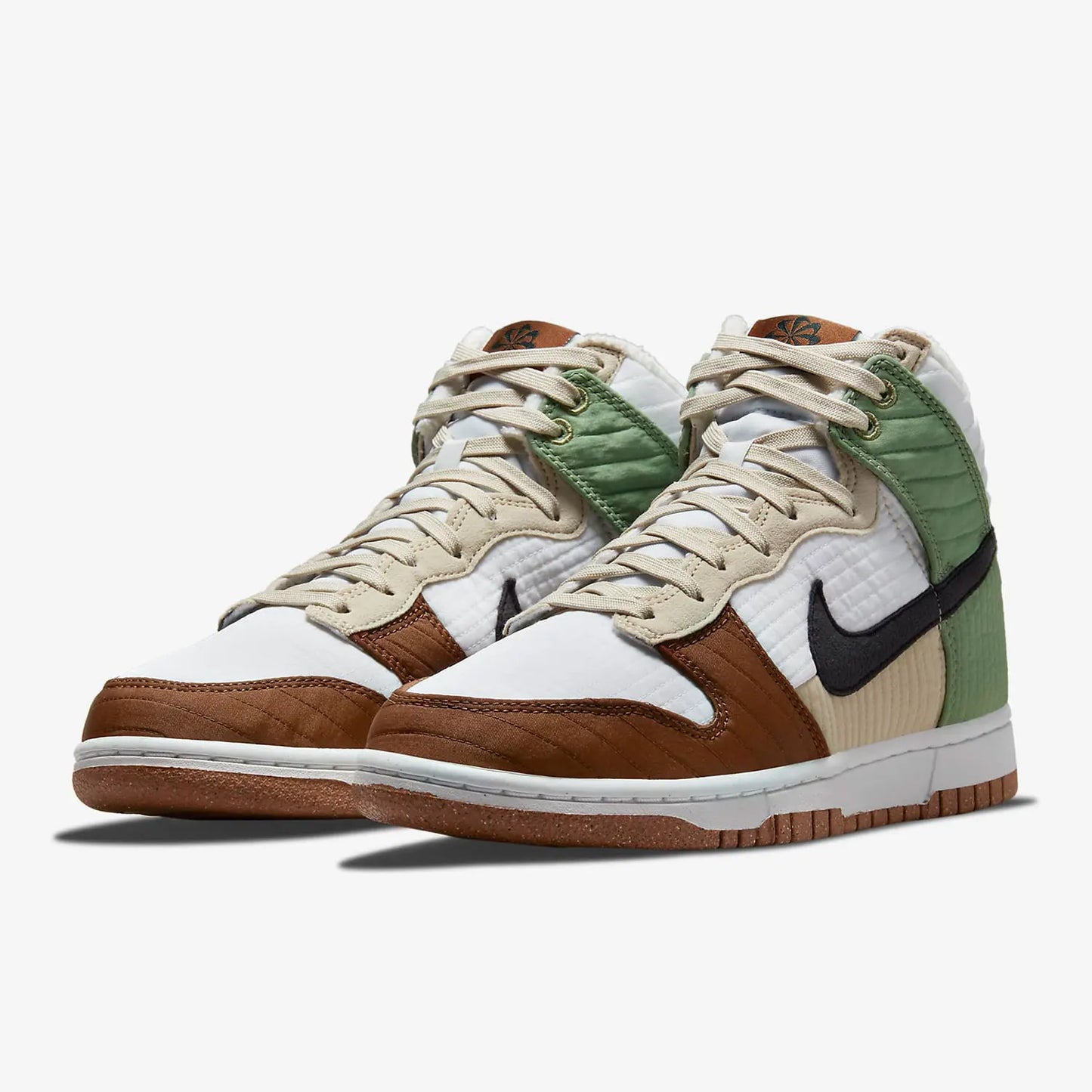 Nike Original DUNK HIGH LX NEXT Unisex-Sneakers mit Fleecefutter DN9909-100