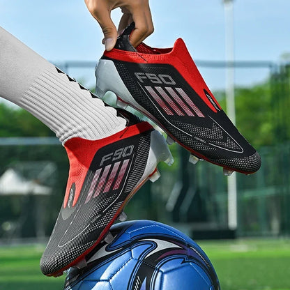 Nouvelles chaussures de football pour hommes, crampons longs d'entraînement, chaussures de football pour matchs en extérieur, crampons pour garçons et adultes, respirantes, antidérapantes, confortables pour le sport
