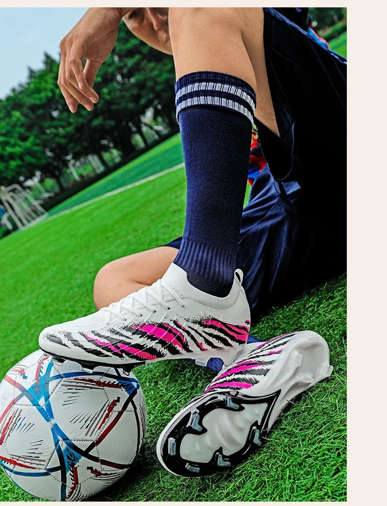 New Men Match Unisex Soccer Shoes Outdoor Adult Cleats Ultralight Football Boots Sport Non-Slip Comfortable Grass High-quality