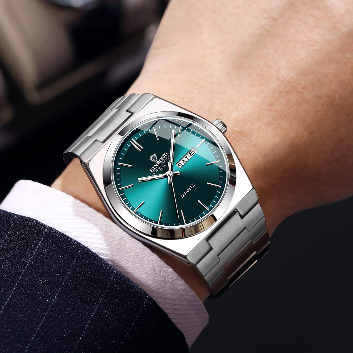 Reloj de pulsera de cuarzo de lujo BINBOND, luminiscente, resistente al agua, con indicación del día de la semana y fecha automática, correa de acero, estilo ejecutivo, deportivo, moderno y desenfadado.