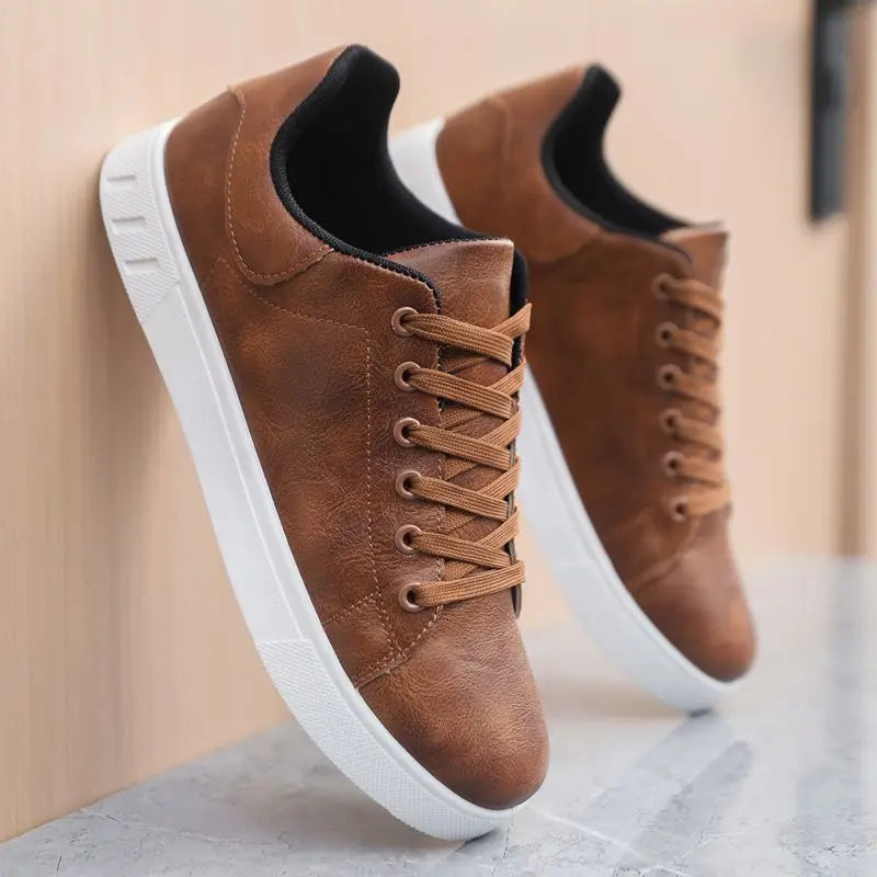 2026 Men's Shoes, New Style Four Seasons Fashionable Versatile Soft Sole White Casual Shoes, Breathable Summer Men’s Sneakers