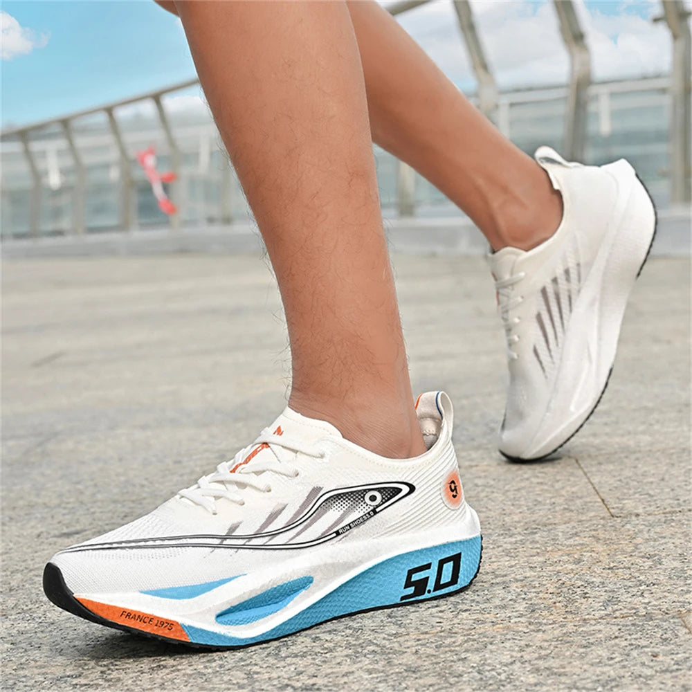 Nuove scarpe sportive da uomo e donna, sneaker da running, piastra in carbonio, da gara maschile per maratona, ammortizzanti, scarpe da allenamento per atletica
