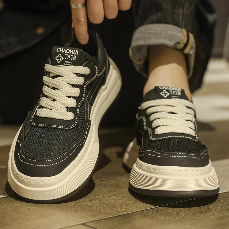 Sneakers da uomo ultraleggere in mesh traspirante 2025, scarpe casual alla moda con suola spessa, comode, con lacci, per la camminata quotidiana