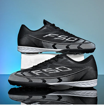 Nouvelles chaussures de football pour hommes, chaussures de sport respirantes, chaussures de football d'extérieur antidérapantes, chaussures de futsal de haute qualité, haute tige, ultralégères, pour les matchs