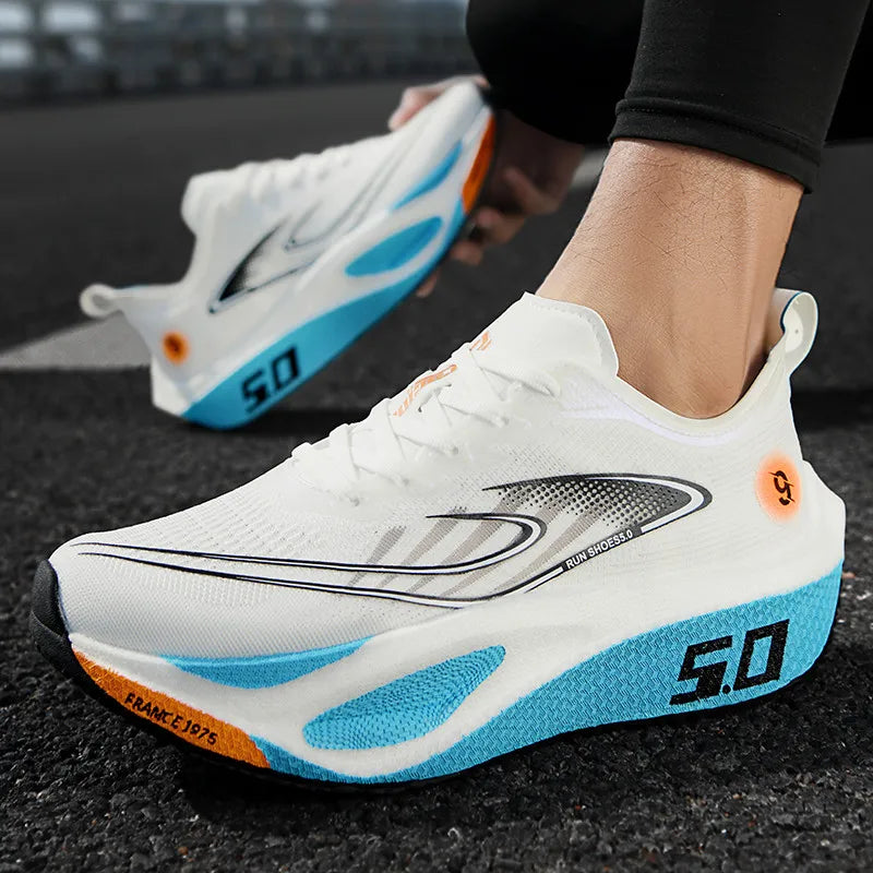 Nuove scarpe sportive da uomo e donna, sneaker da running, piastra in carbonio, da gara maschile per maratona, ammortizzanti, scarpe da allenamento per atletica