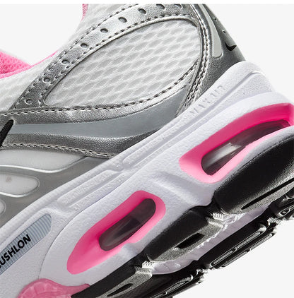 Γυναικεία αθλητικά παπούτσια Nike Air Max Moto 2K με αντικραδασμική προστασία HQ2056-101