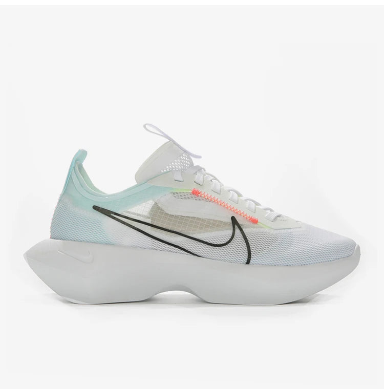 Nike Authentic VISTA LITE Damen-Sneaker mit atmungsaktiver Plateausohle im Dad-Shoe-Stil CI0905-102