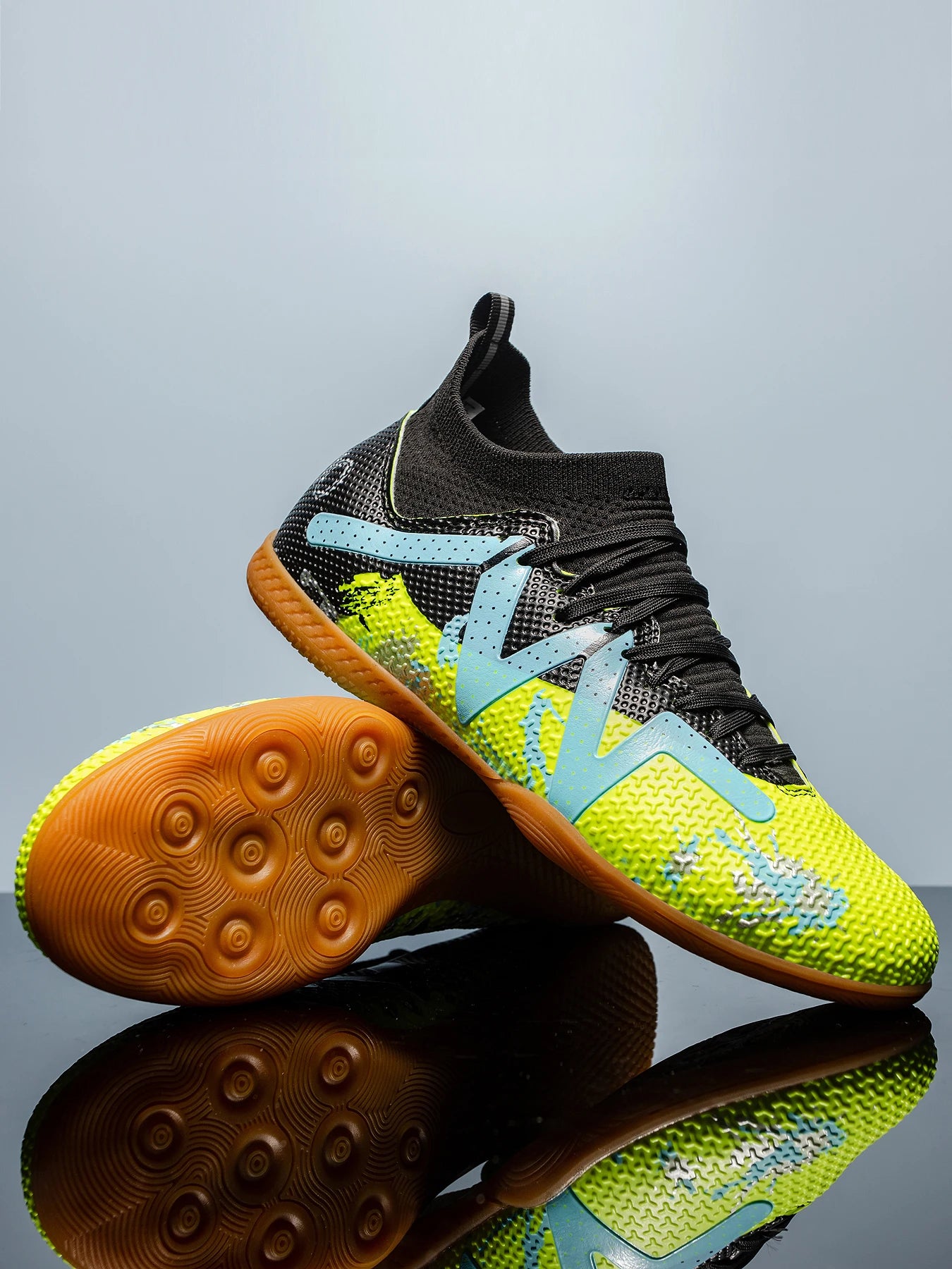 Professional Men's Indoor Flat Bottomed Football Shoes Adult Durable Comfortable Training Shoes Teenagers Non Slip Soccer Shoes