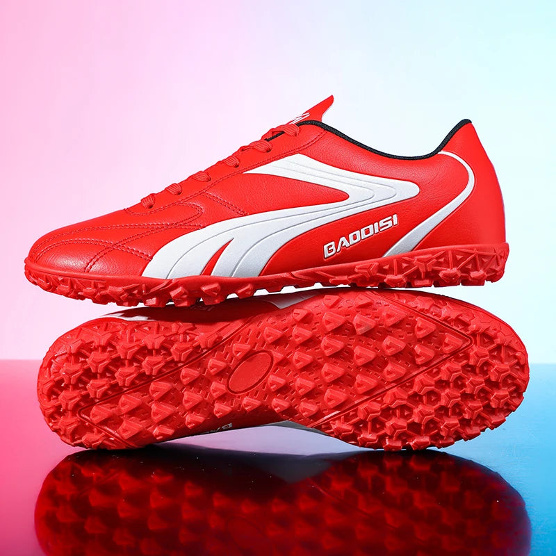 Men Soccer Shoes Breathable Football Boots Futsal Ultralight Professional Training Sneakers Unisex Grass Cleats Match Sport