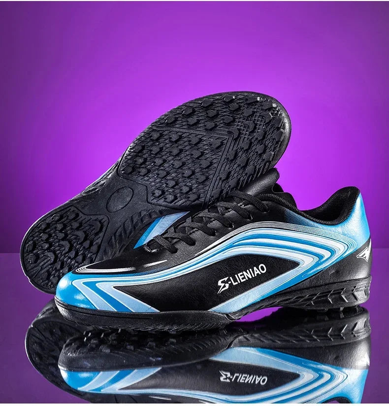 Nouvelles chaussures de football pour hommes, baskets de haute qualité, crampons de futsal pour gazon, chaussures de football d'intérieur très vendues, chaussures d'entraînement antidérapantes pour l'extérieur