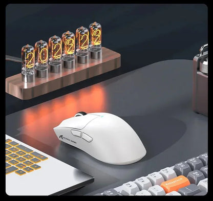 ATTACK SHARK X11SE ultralet trådløs gamingmus, 20Million cyklusser levetid, PAW3311 Gaming, 22KDPI, 400IPS, 40G, 1KHz, 65 timer, 30mAH