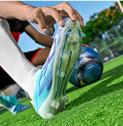 Nouvelles chaussures de football pour hommes, baskets antidérapantes, chaussures d'entraînement, bottes de football très vendues, crampons légers de haute qualité pour matchs sur gazon, mi-hautes pour l'extérieur