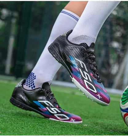 Nouvelles chaussures de football pour hommes, adaptées à la pratique sur gazon, ultralégères, antidérapantes, baskets de sport pour activités de plein air, chaussures de football professionnelles, chaussures d'entraîne