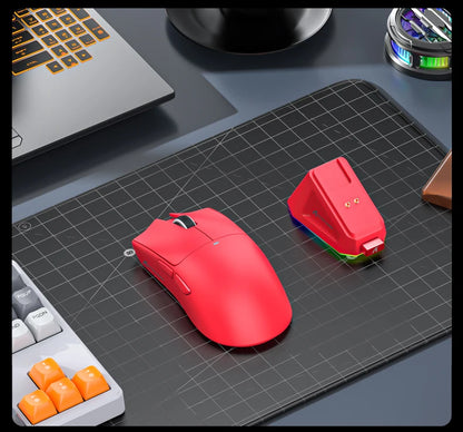 Attack Shark X11&R1 -kolmitilainen Bluetooth-langaton hiiri latausalustalla, RGB-valaistus, ergonominen ja kevyt PC-pelitarvike
